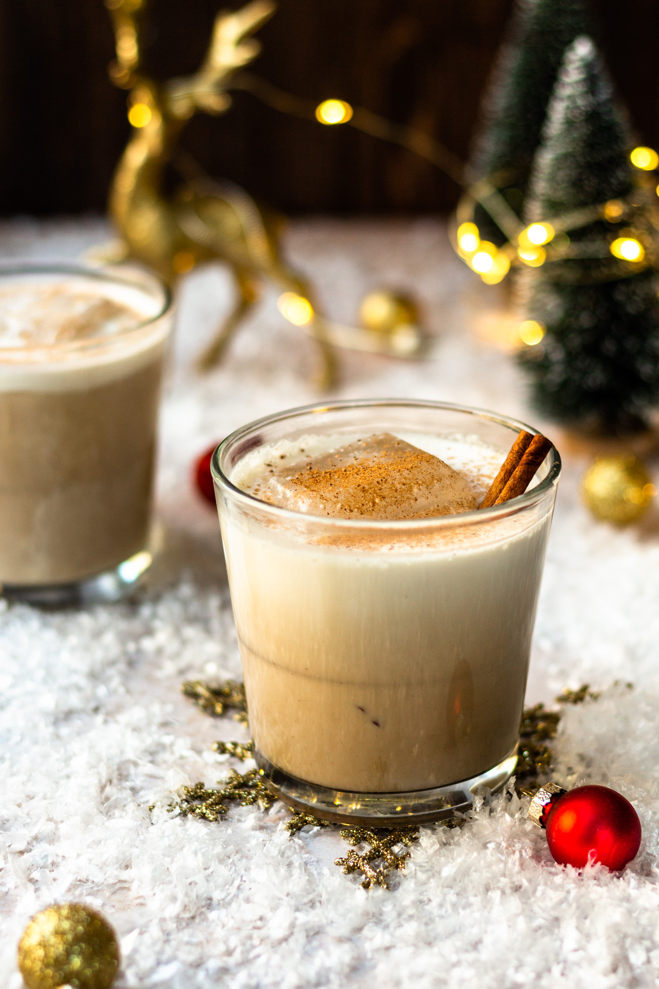 Types of Glass to Serve With Eggnog