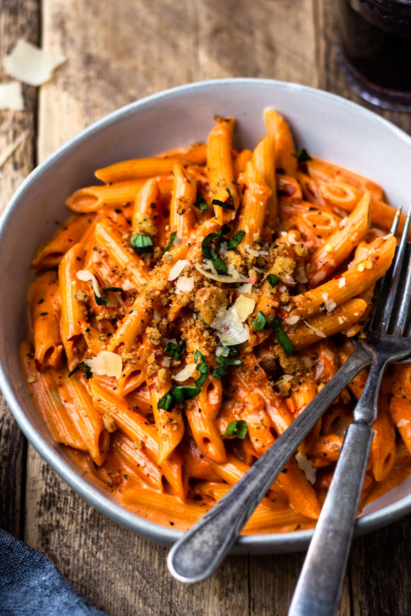 Penne alla Vodka with Parmesan Herb Breadcrumbs - Modern Farmhouse Eats