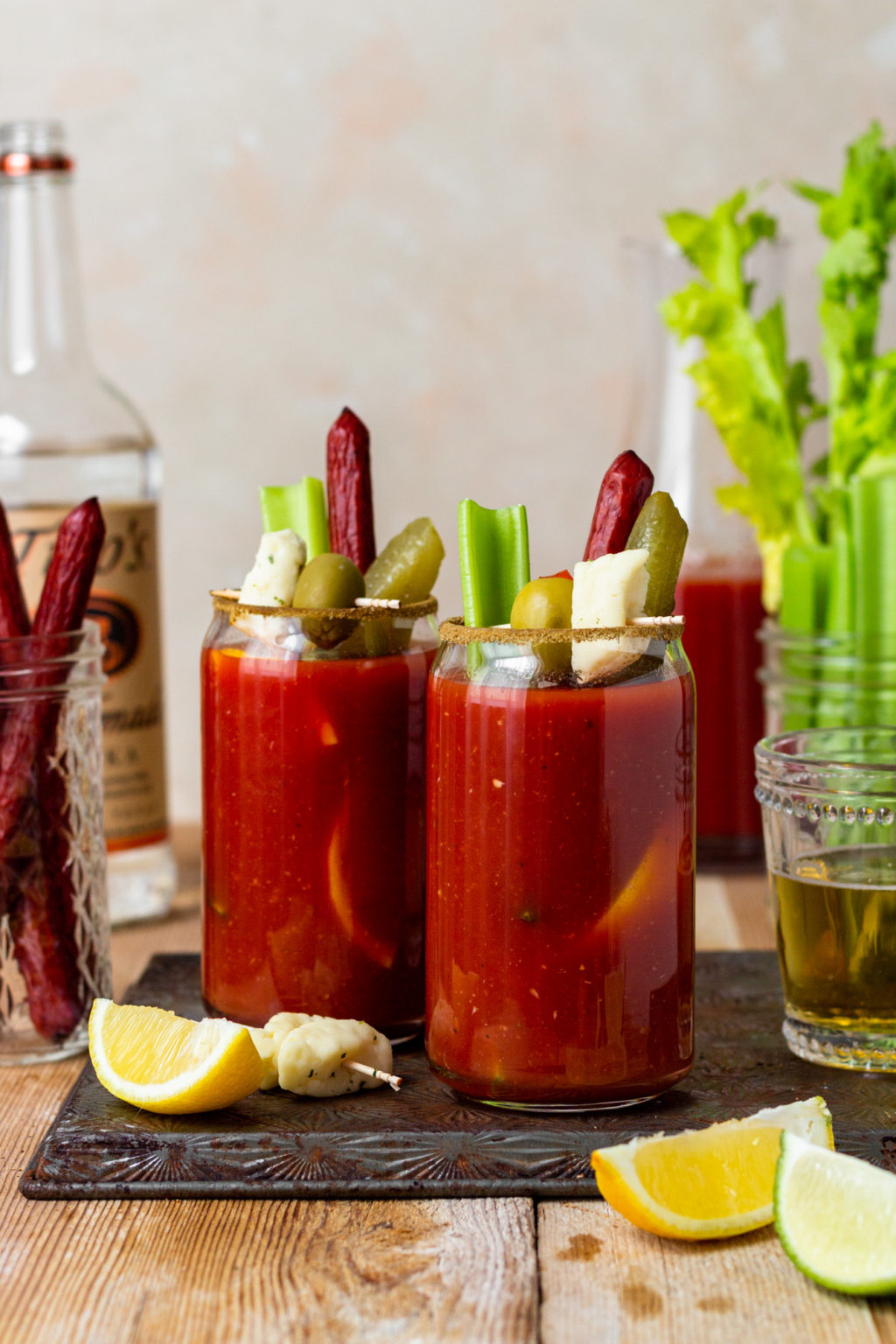 Best Easy Homemade Bloody Mary (+ Bloody Mary bar tips!) - Modern ...