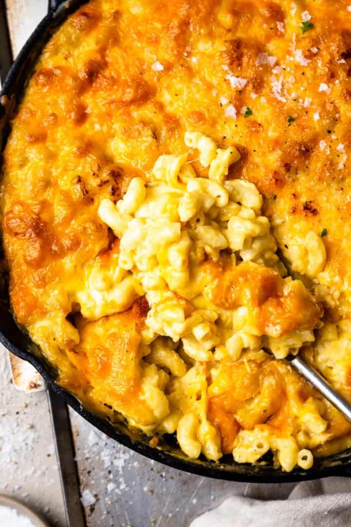 Smoked Mac and Cheese - Modern Farmhouse Eats